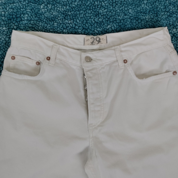 We the Free People Button Fly White Ripped Raw Hem High Rise Jeans - Picture 3 of 13